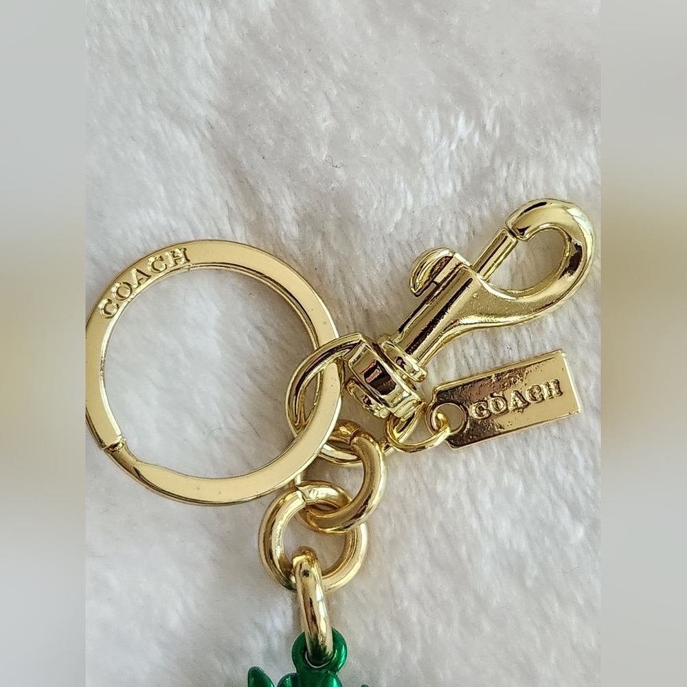 Gold and Pink Pineapple Keychain Beautiful Bag Charm - Picture 3 of 6